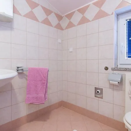 Juras Apartment *
