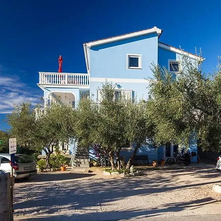 아파트 Juras Brzac