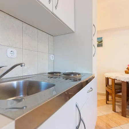 Juras Apartman *